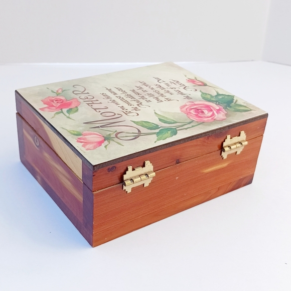 MOTHER CEDAR TRINKET BOX vintage poem Glacier National Park Montana souvenir - Picture 1 of 7